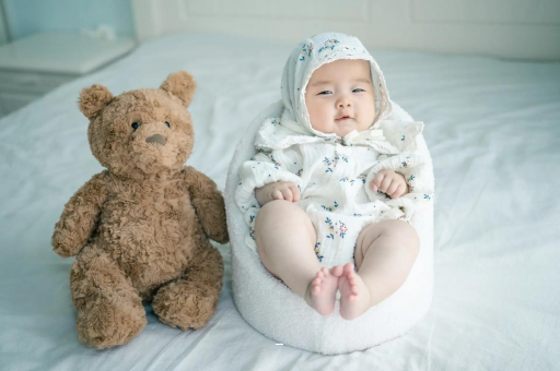 滕州宝宝大便红色